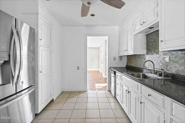 $280,000 | 525 Kenwood Avenue, Bethlehem, NY 12054