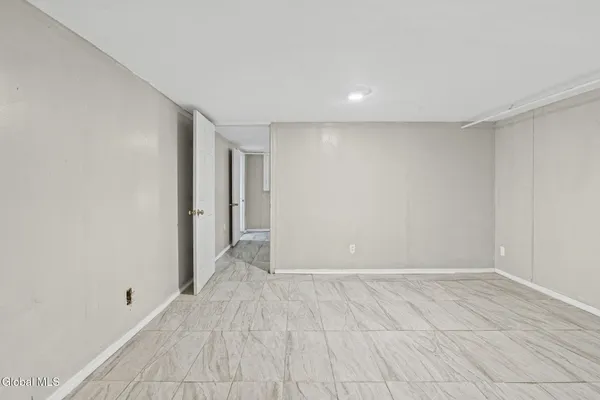 $280,000 | 525 Kenwood Avenue, Bethlehem, NY 12054