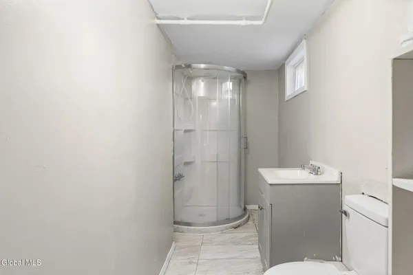 $280,000 | 525 Kenwood Avenue, Bethlehem, NY 12054