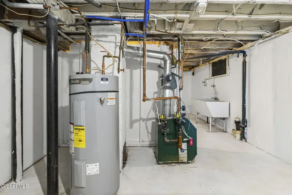 $280,000 | 525 Kenwood Avenue, Bethlehem, NY 12054