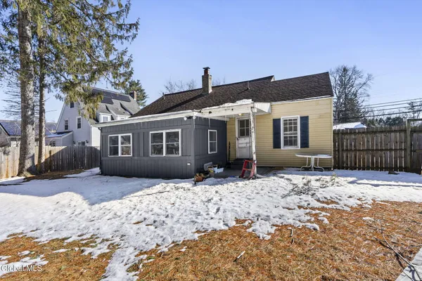 $280,000 | 525 Kenwood Avenue, Bethlehem, NY 12054