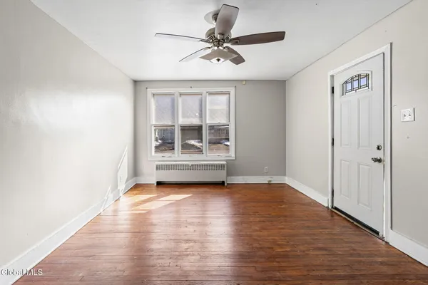 $280,000 | 525 Kenwood Avenue, Bethlehem, NY 12054