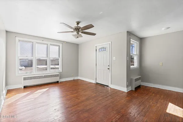 $280,000 | 525 Kenwood Avenue, Bethlehem, NY 12054