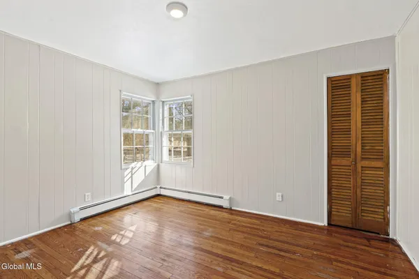 $280,000 | 525 Kenwood Avenue, Bethlehem, NY 12054