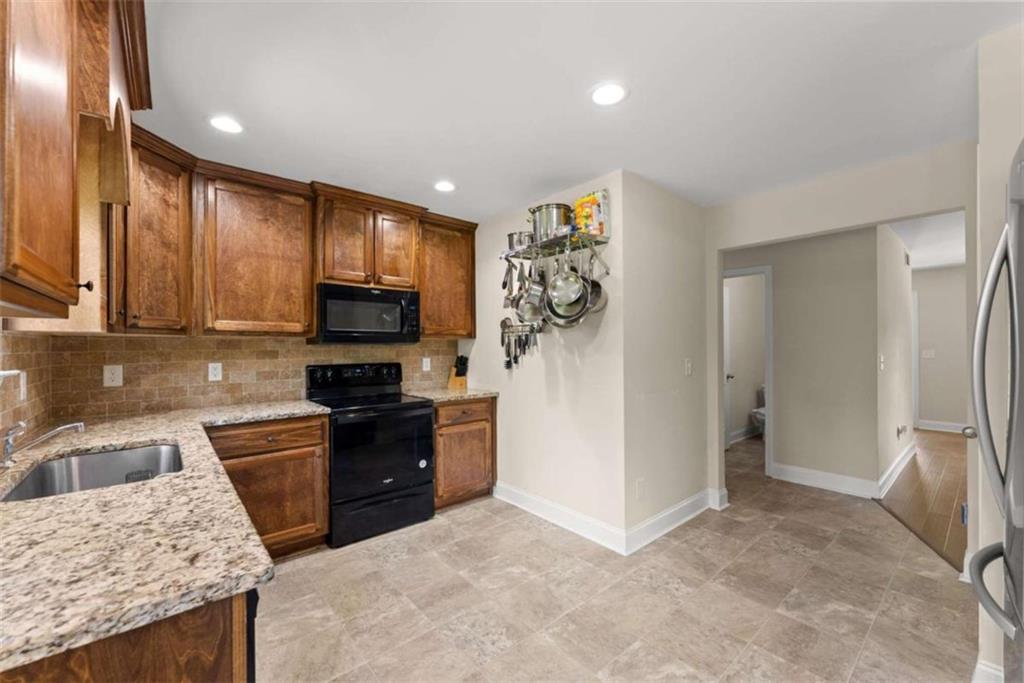 5442 Stepstone Way Gainesville, GA 30506 - Photo 12 of 48