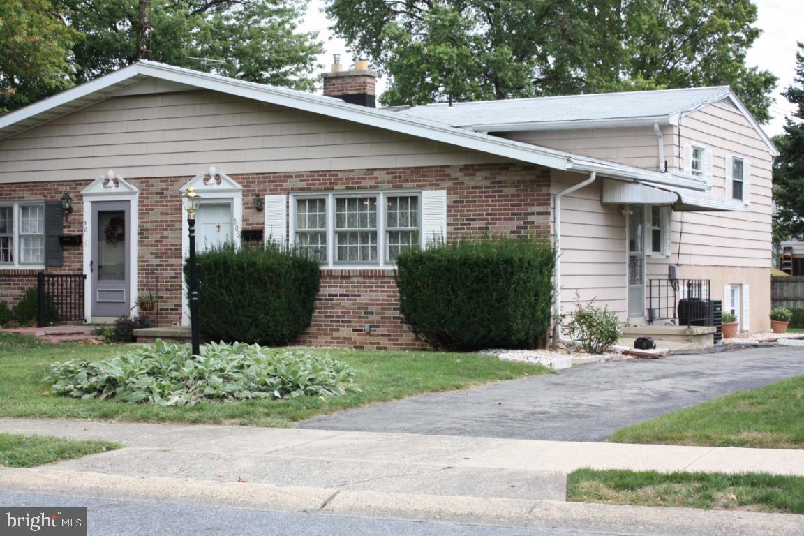 503 West Marion Street Lititz, PA 17543 - Photo 1 of 10 a front view of a house with garden