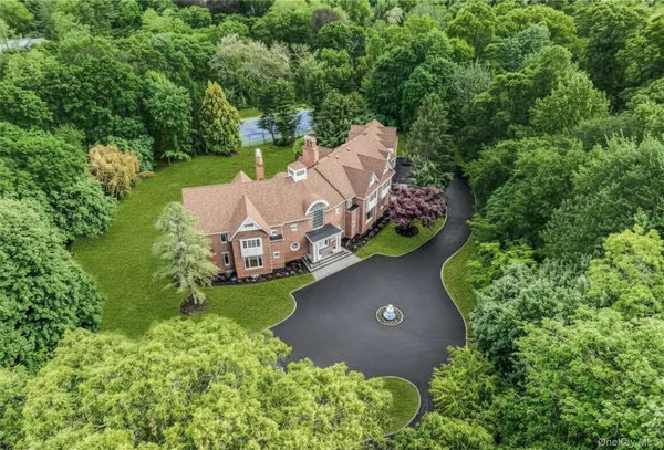 $8,380,000 | 12 Saddle Ridge Road, Old Westbury, NY 11568