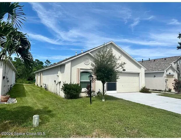 $2,000 | 2089 Redwood Circle, Palm Bay, FL 32905