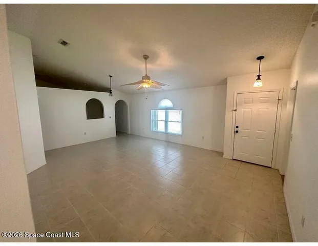 $2,000 | 2089 Redwood Circle, Palm Bay, FL 32905
