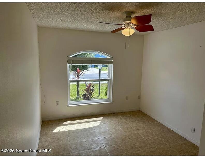 2089 Redwood Circle Palm Bay, FL 32905 - Photo 4 of 14 4