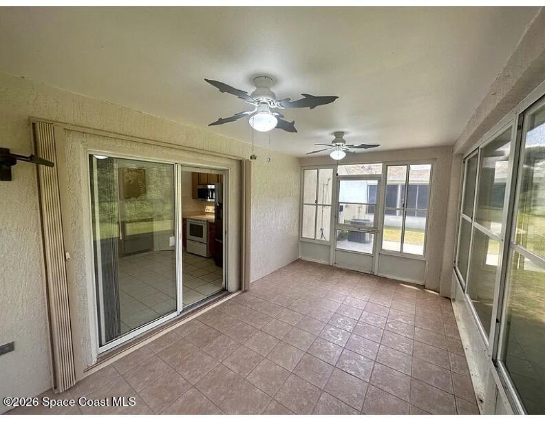 2089 Redwood Circle Palm Bay, FL 32905 - Photo 7 of 14 11