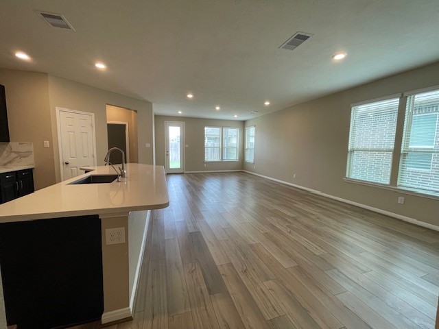 7219 Escondido Drive Rosharon, TX 77583 - Photo 4 of 16 Bring your fresh ideas to decorate