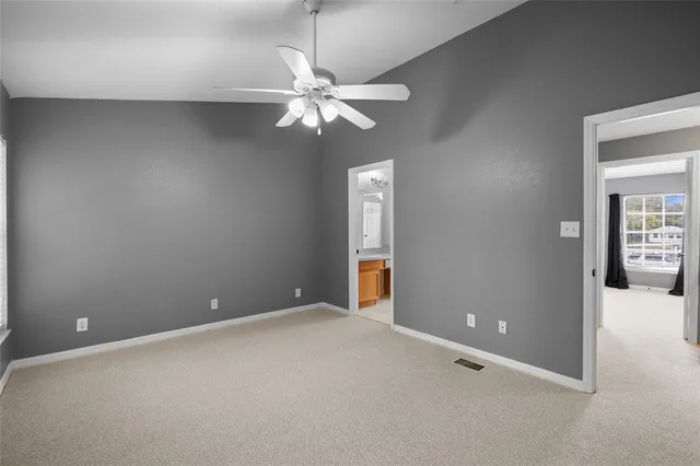 $1,500 | 37250 Embassy Pk Lane, Dade City, FL 33525