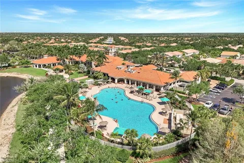 $699,000 | 28032 Eagle Ray Court, Bonita Springs, FL 34135