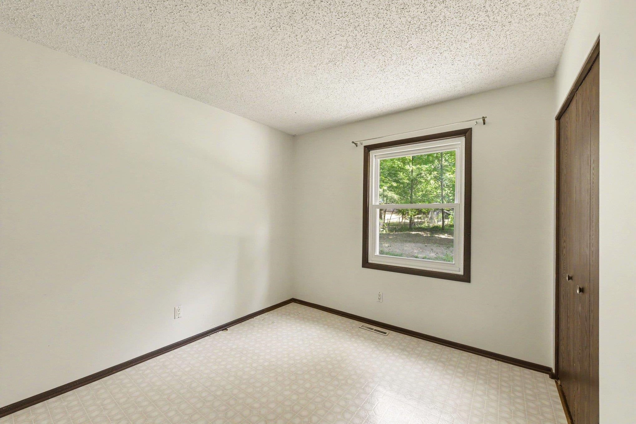 33 Bluejay Road, Unit LOT: 30 Traverse City, MI 49696 - Photo 19 of 33 Gallery Image 19