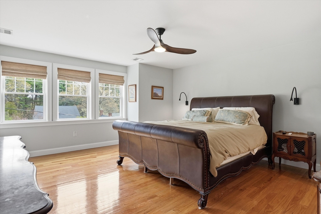35 Woodland Road, Unit B Wakefield, MA 01880 - Photo 18 of 40 Gallery Image 18