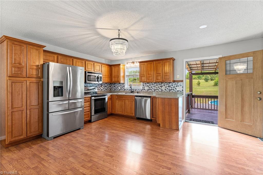 1833 Helmstetler Road Lexington, NC 27295 - Photo 10 of 35