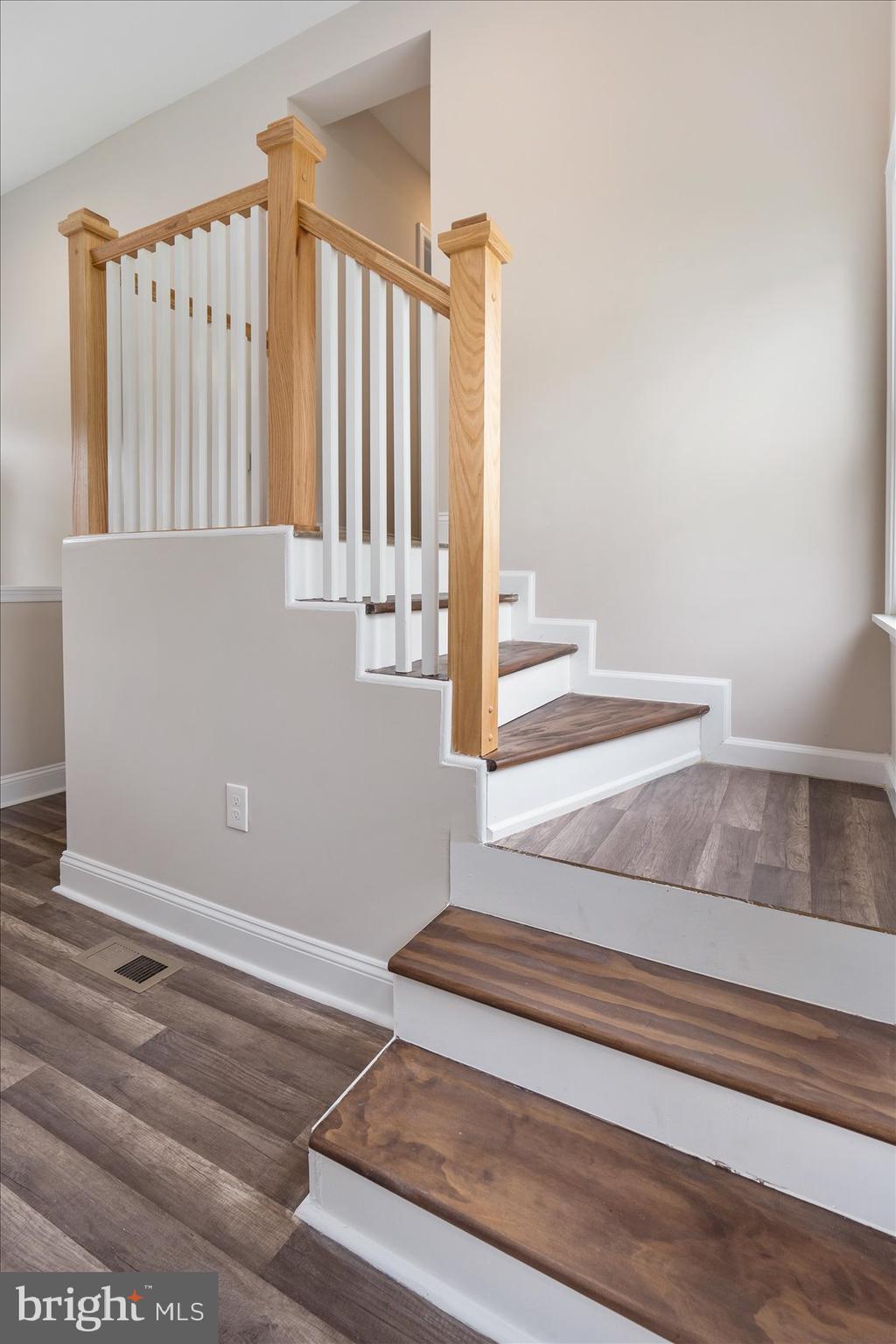 2216 Silver Lane Road Essex, MD 21221 - Photo 18 of 40