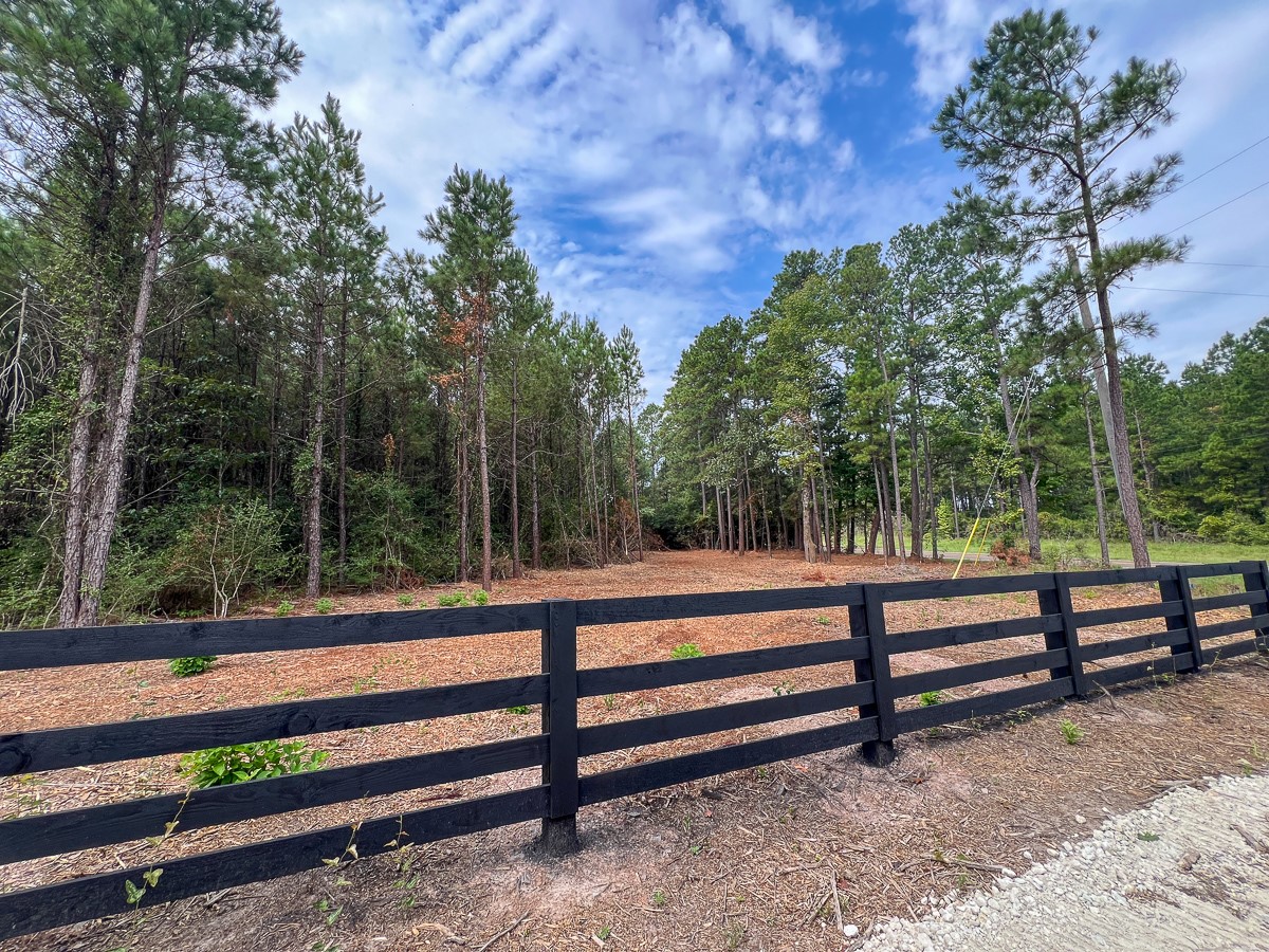 3 Fm 1987 Corrigan, TX 75939 - Photo 18 of 18 a view of a bench in a garden