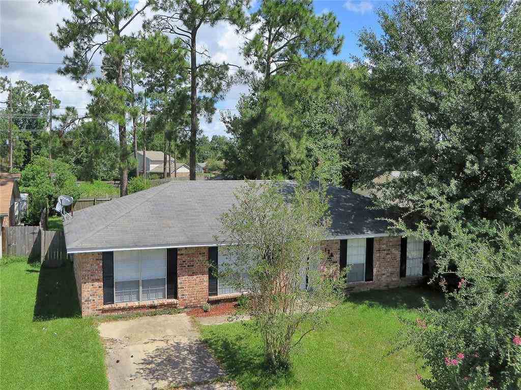 124 Trafalgar Square Slidell, LA 70461 - Photo 2 of 18