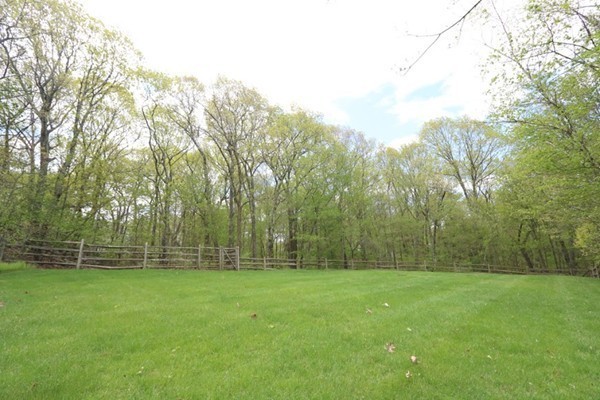 33 Cedar Hill Road Dover, MA 02030 - Photo 26 of 26 Gallery Image 26