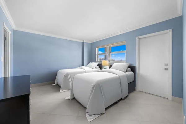 $3,899 | 511 Bayshore Drive, Unit 904, Fort Lauderdale, FL 33304