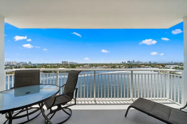$3,899 | 511 Bayshore Drive, Unit 904, Fort Lauderdale, FL 33304