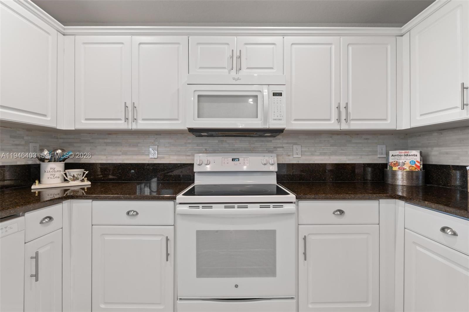 11950 Southwest 135th Terrace Miami, FL 33186 - Photo 13 of 59