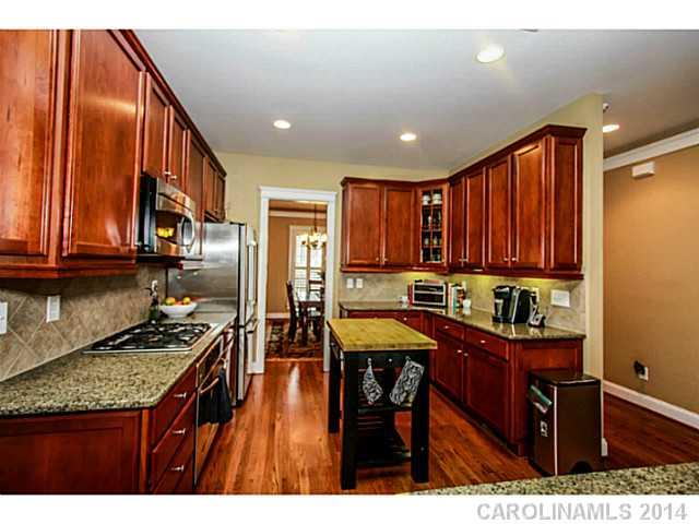 1046 Gardenia Street Fort Mill, SC 29708 - Photo 2 of 16 Gallery Image 2