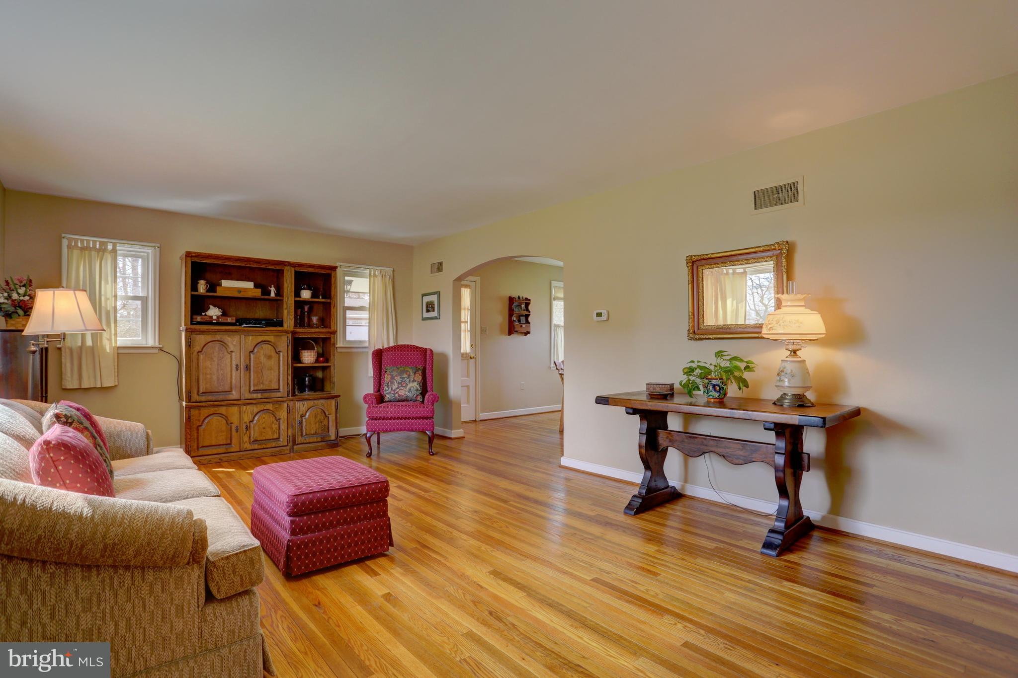 440 Cherry Street Lititz, PA 17543 - Photo 4 of 39 Gallery Image 4