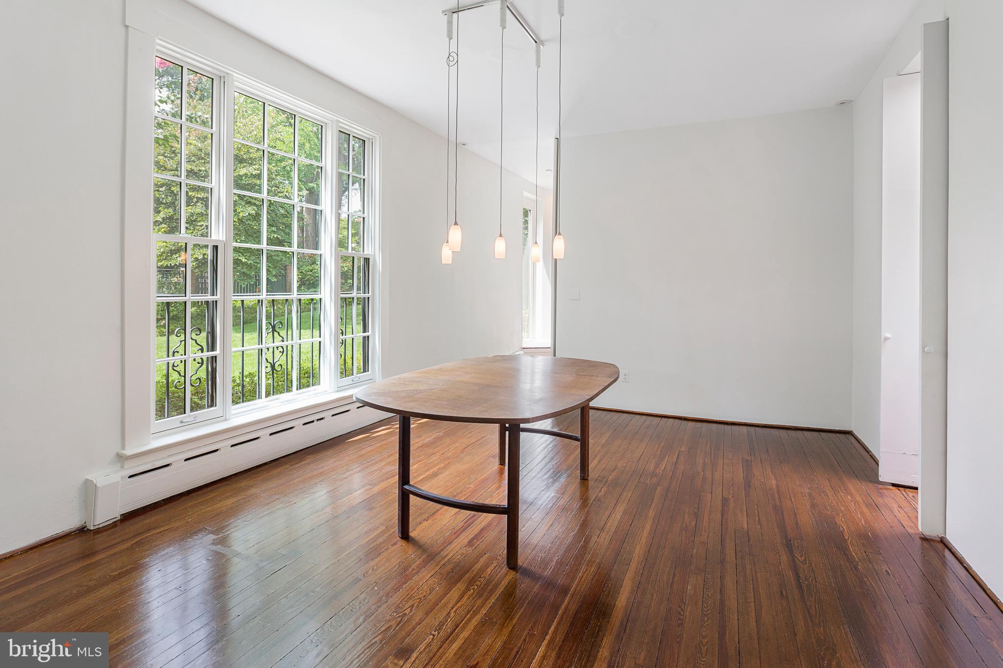 3131 P Street Northwest Washington, DC 20007 - Photo 4 of 16 Dining Room