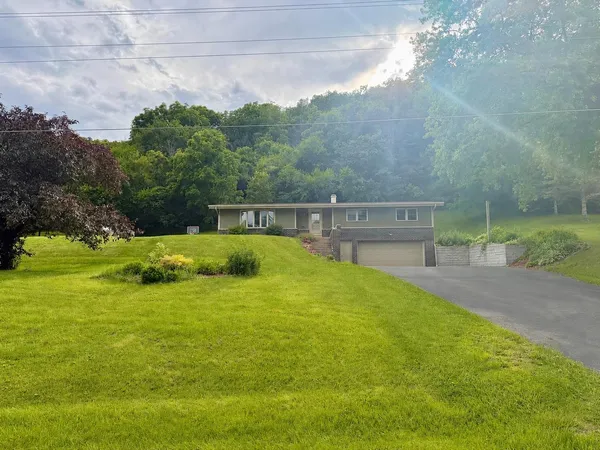 $309,900 | 26160 Arnell Drive, Richland Center, WI 53581