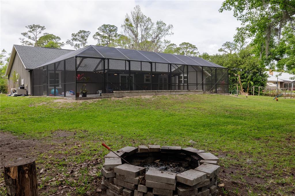 379 Oakridge Road Ormond Beach, FL 32174 - Photo 5 of 40