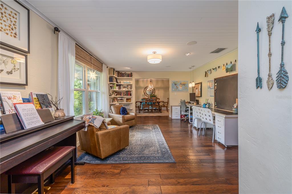 379 Oakridge Road Ormond Beach, FL 32174 - Photo 7 of 40