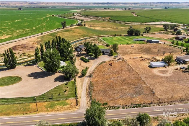 $549,000 | 37786 Highway 78, Grand View, ID 83624