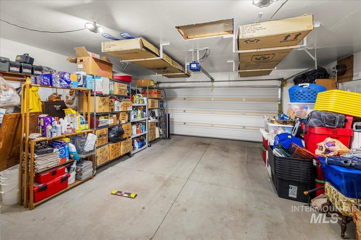 37786 Highway 78 Grand View, ID 83624 - Photo 41 of 50 View of garage