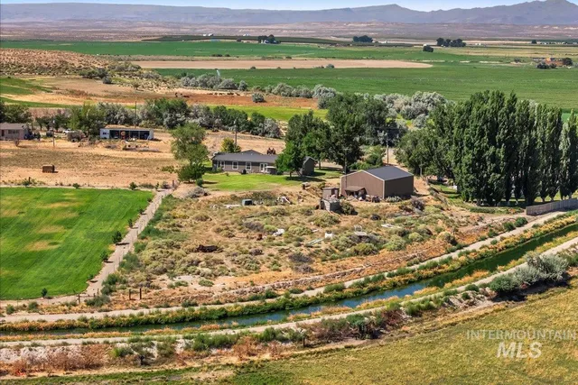 $549,000 | 37786 Highway 78, Grand View, ID 83624