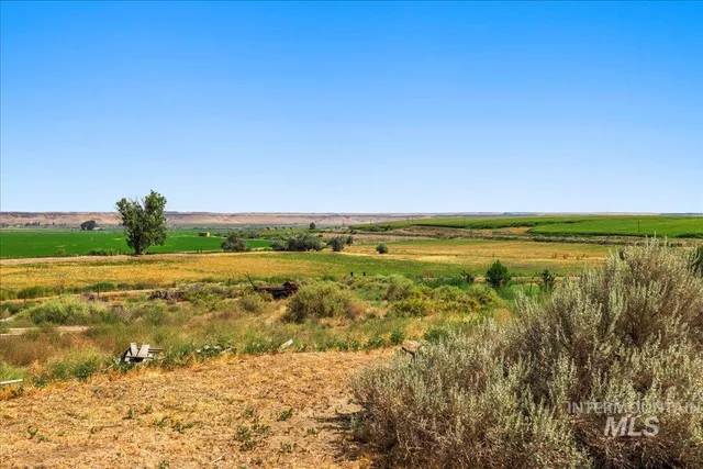 $549,000 | 37786 Highway 78, Grand View, ID 83624