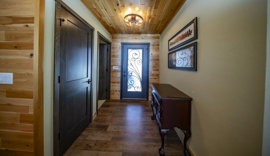 176 Sunset Shores Road Iron River, MI 49935 - Photo 3 of 81