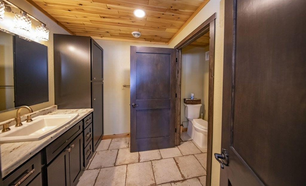 176 Sunset Shores Road Iron River, MI 49935 - Photo 48 of 81