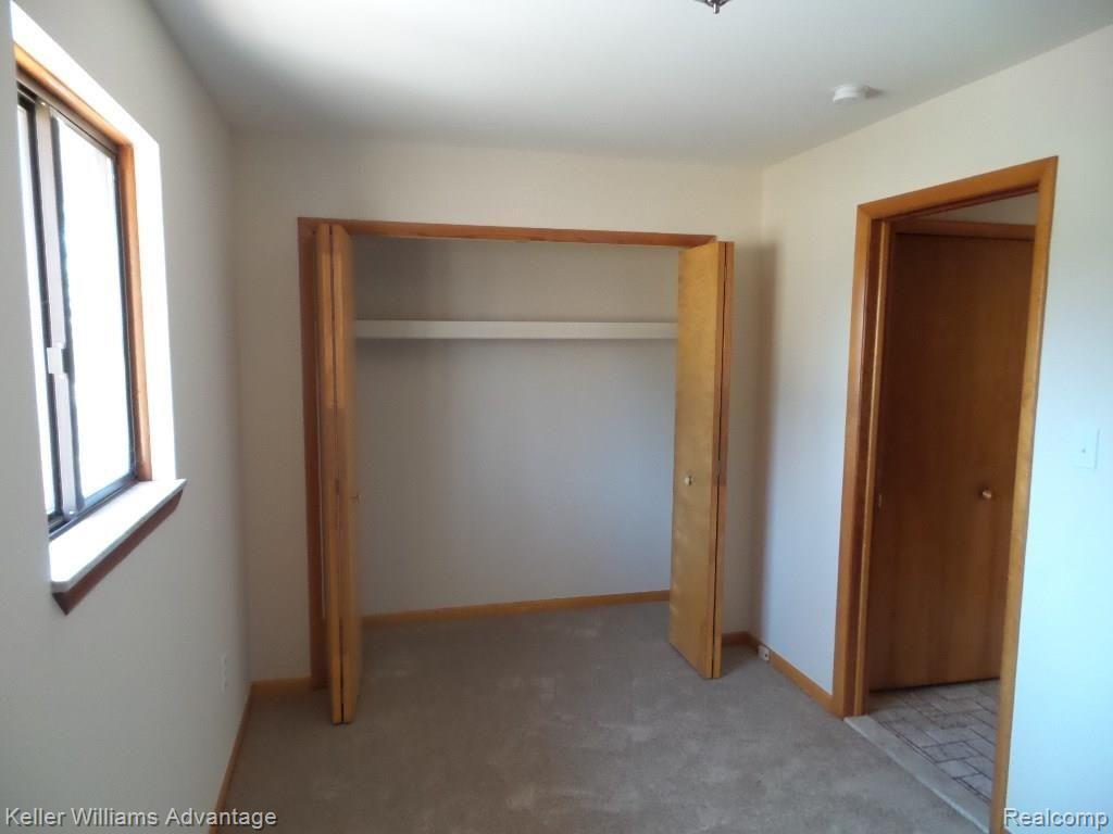 38548 Eight Mile Road Northville, MI 48167 - Photo 25 of 43