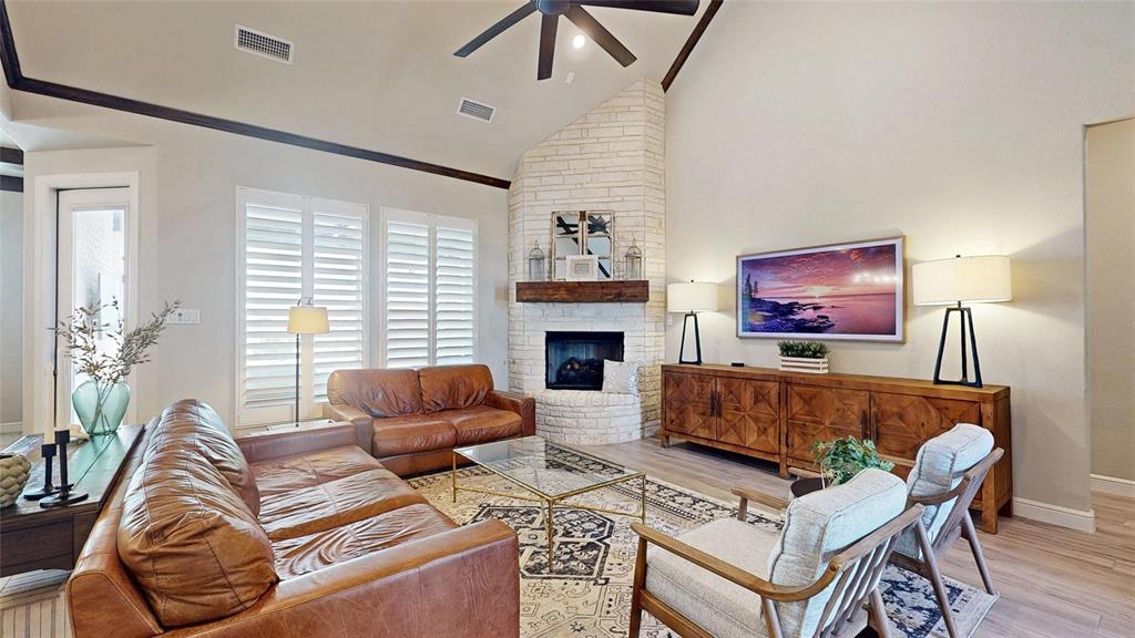138 Chisos Drive Decatur, TX 76234 - Photo 6 of 40