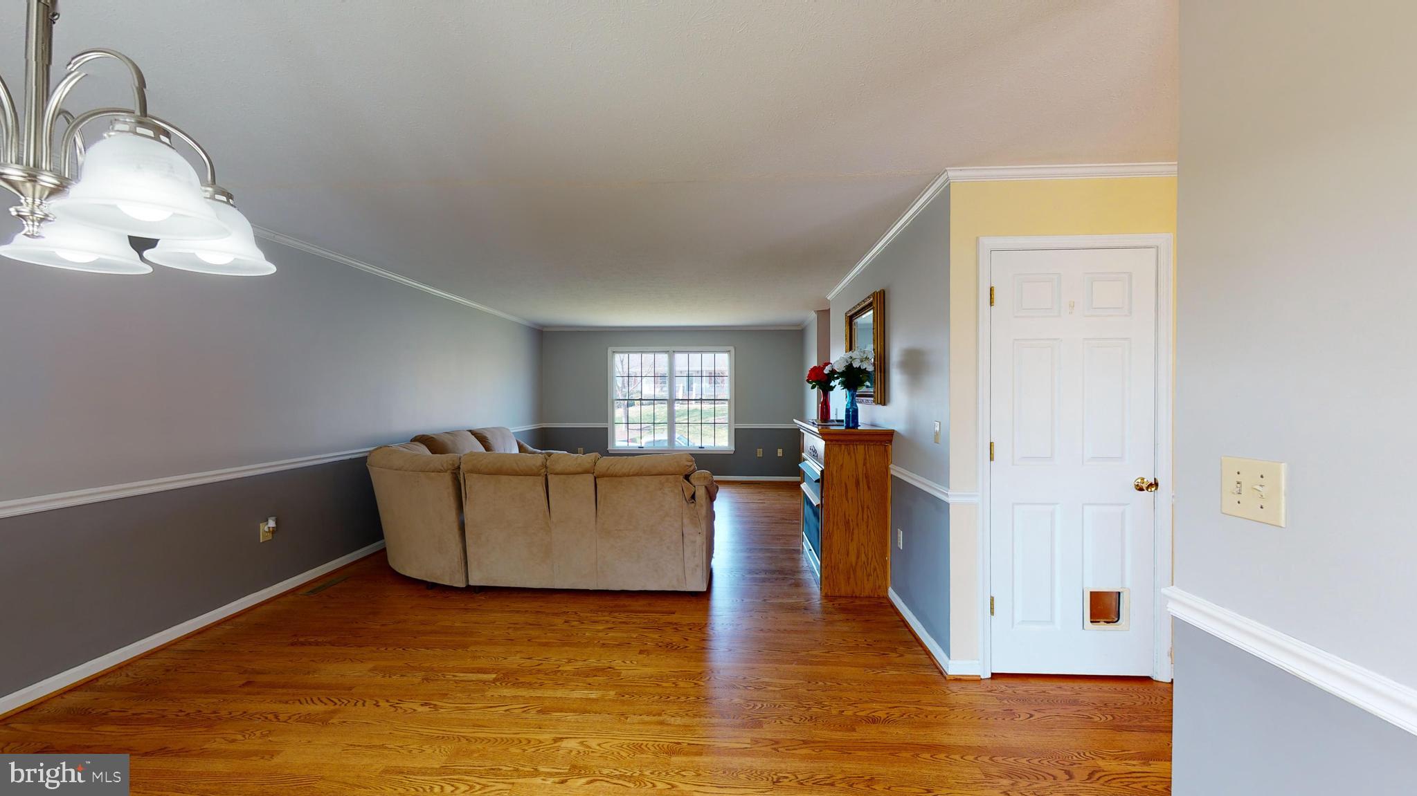 1178 Kesler Road Front Royal, VA 22630 - Photo 14 of 49 Diningoom & Livingroom