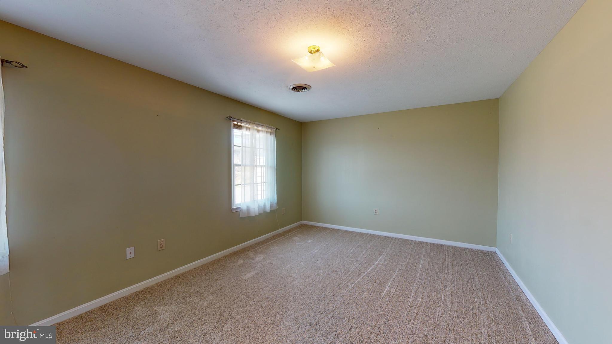 1178 Kesler Road Front Royal, VA 22630 - Photo 20 of 49 Bedroom 3
