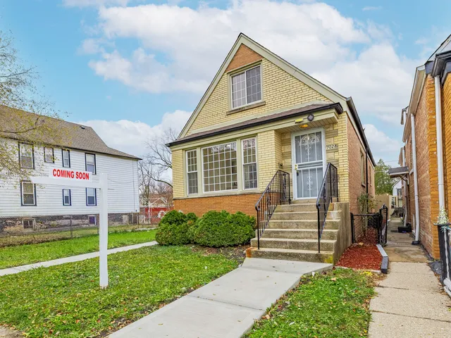 $289,000 | 7028 South Honore Street, Chicago, IL 60636