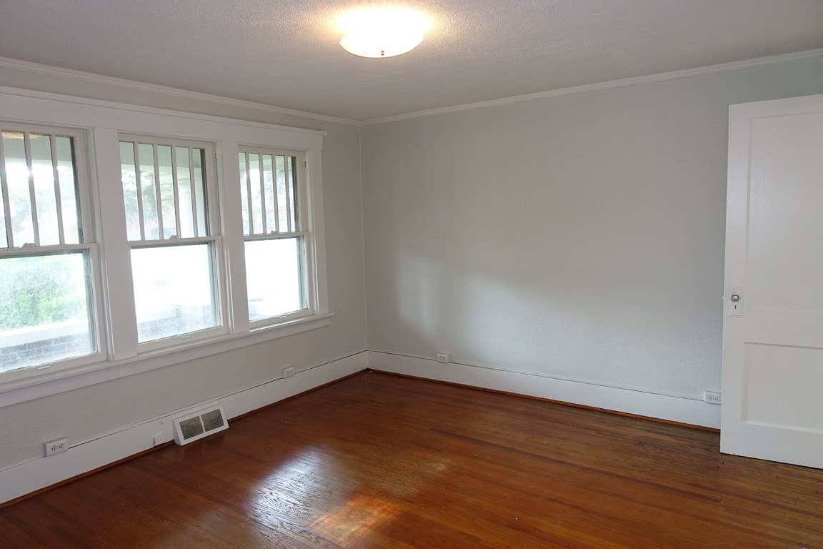 4224 North Prospect Road Peoria, IL 61603 - Photo 16 of 36 Gallery Image 16