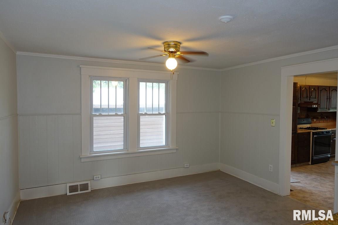 4224 North Prospect Road Peoria, IL 61603 - Photo 21 of 36 Gallery Image 21