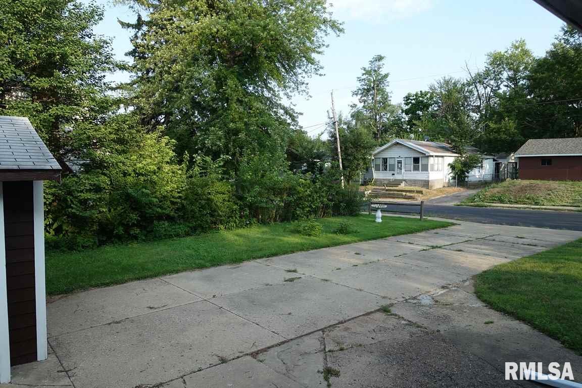 4224 North Prospect Road Peoria, IL 61603 - Photo 32 of 36 Gallery Image 32