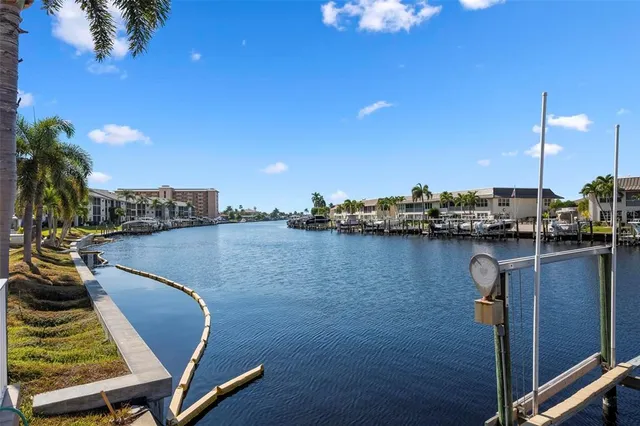 $525,000 | 4206 Southeast 20th Place, Unit 101, Cape Coral, FL 33904