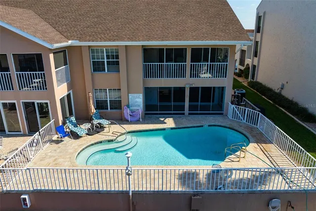 $525,000 | 4206 Southeast 20th Place, Unit 101, Cape Coral, FL 33904